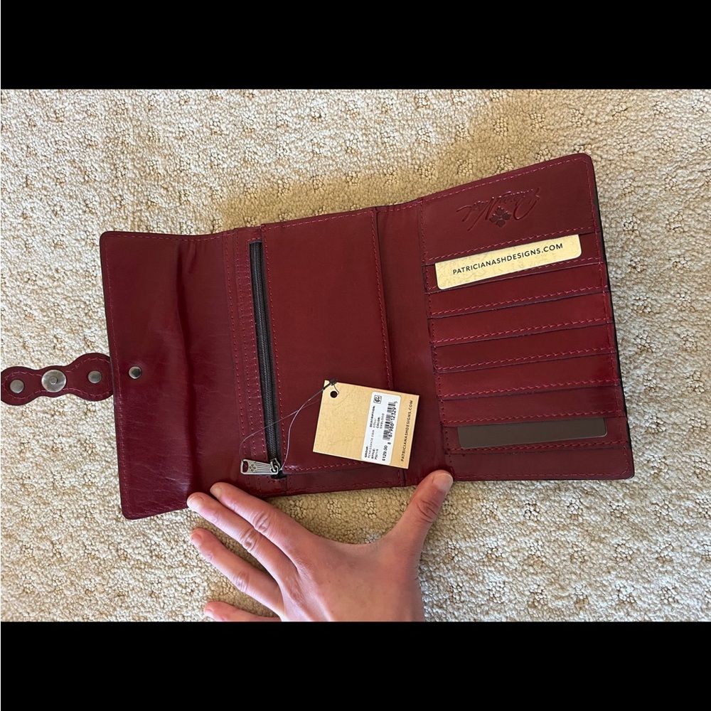 Patricia Nash Wallet NWT - Picture 6 of 7
